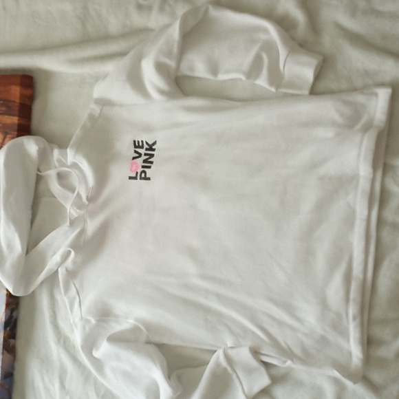 Pink Victoria Secret sweater - Picture 7 of 17